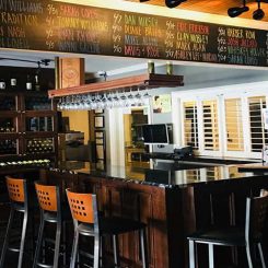 wine-bar-interrior wine-bar-interrior